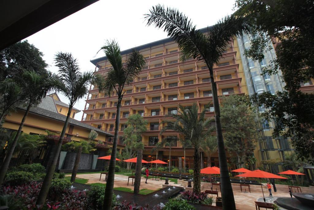 Ramada Plaza Xishuangbanna Ξενοδοχείο Εξωτερικό φωτογραφία