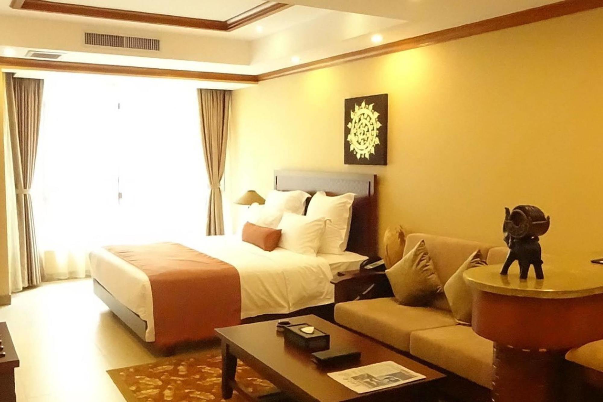 Ramada Plaza Xishuangbanna Ξενοδοχείο Εξωτερικό φωτογραφία